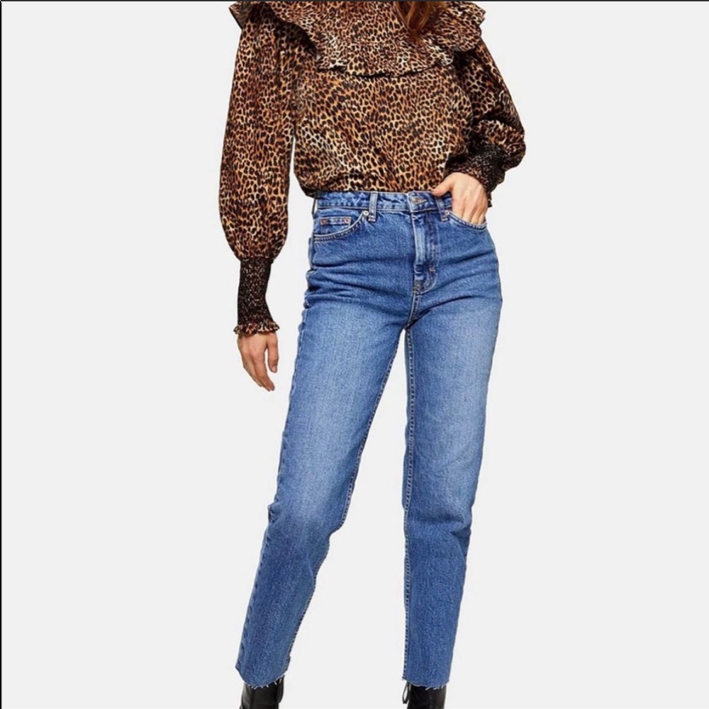 Topshop Moto Mom Cropped Raw Hem Jeans Size 28